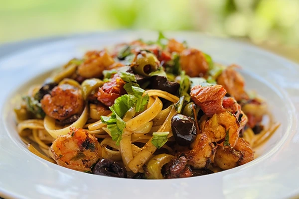 Fettuccine Provençal com Camarão